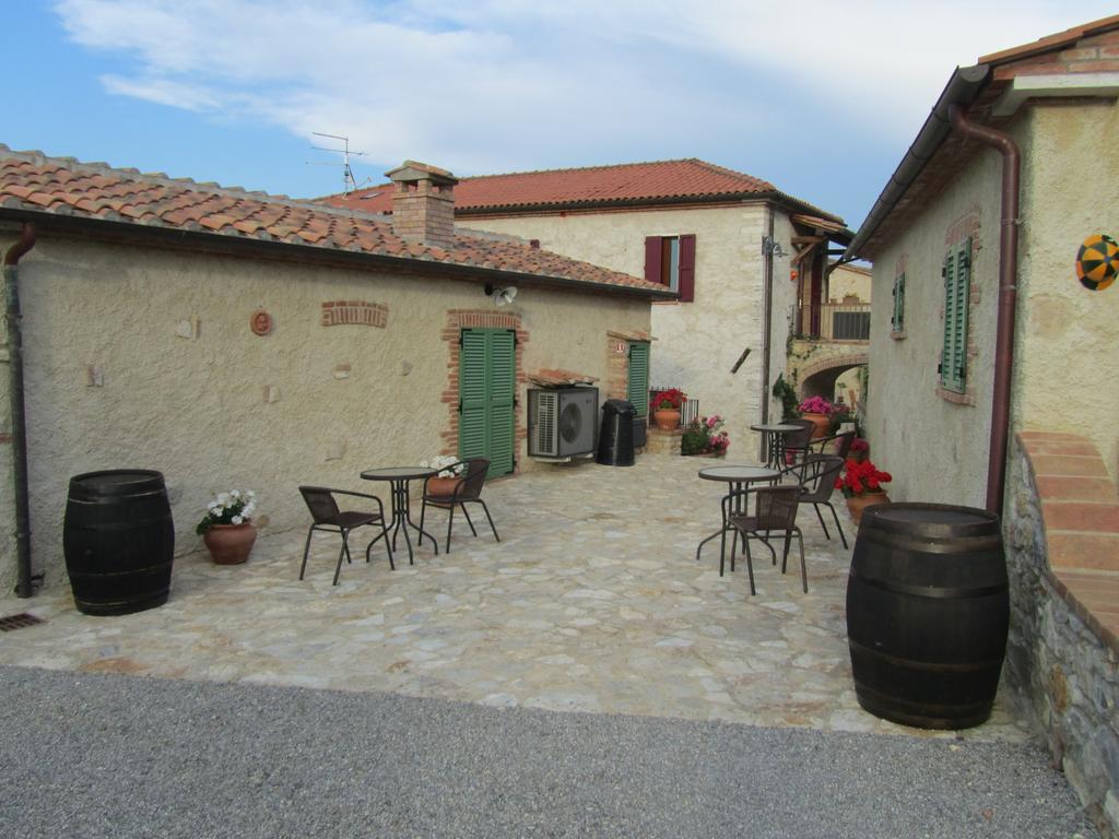 Agriturismo Borghetto Il Montino Rapolano Terme Bagian luar foto